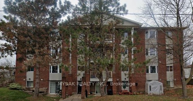 55 Mcalpine Ave S Property Photo 1