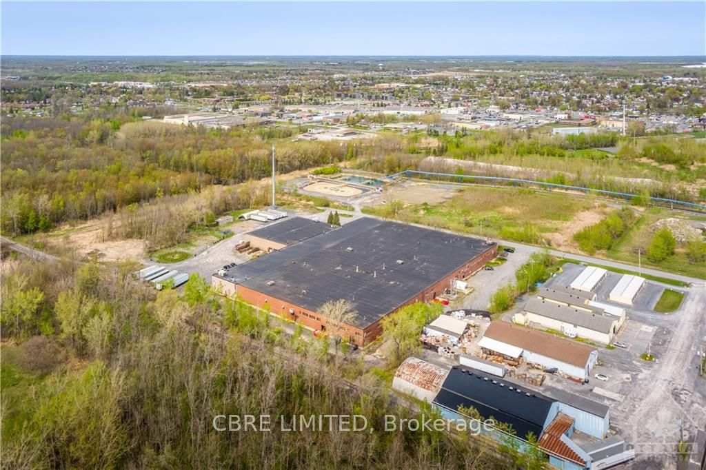 700 Wallrich Avenue Property Photo 3