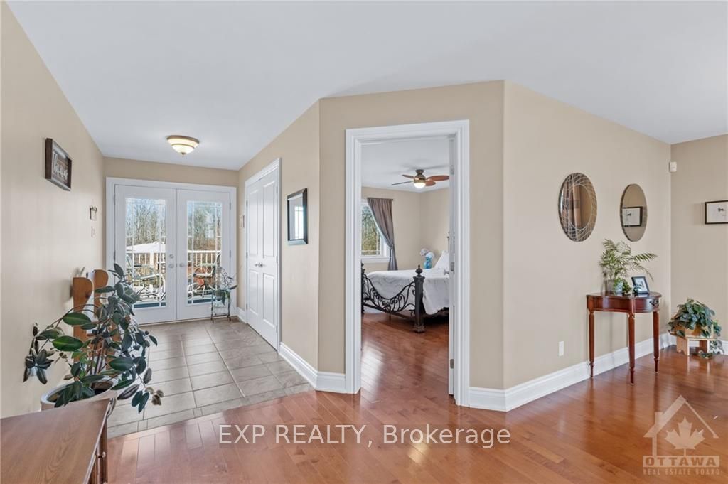 5940 Brophy Dr Property Photo 6