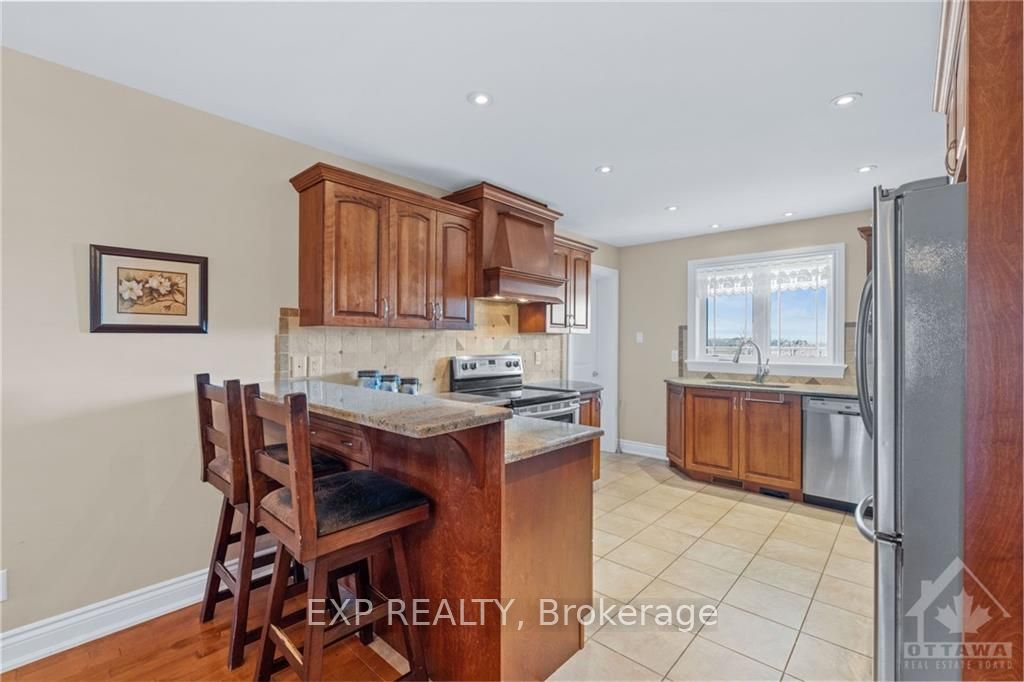5940 Brophy Dr Property Photo 10