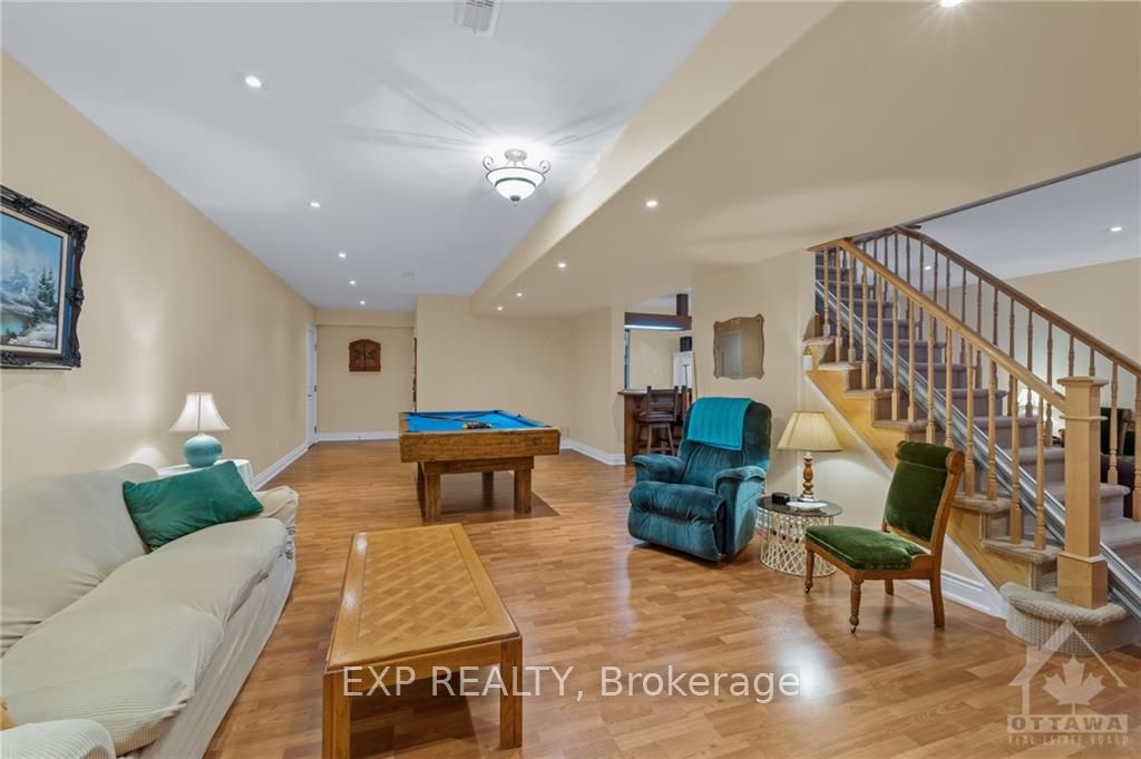 5940 Brophy Dr Property Photo 14