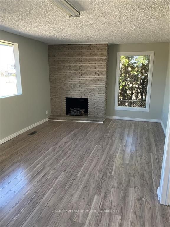 1352 Pembroke Street Property Photo 10