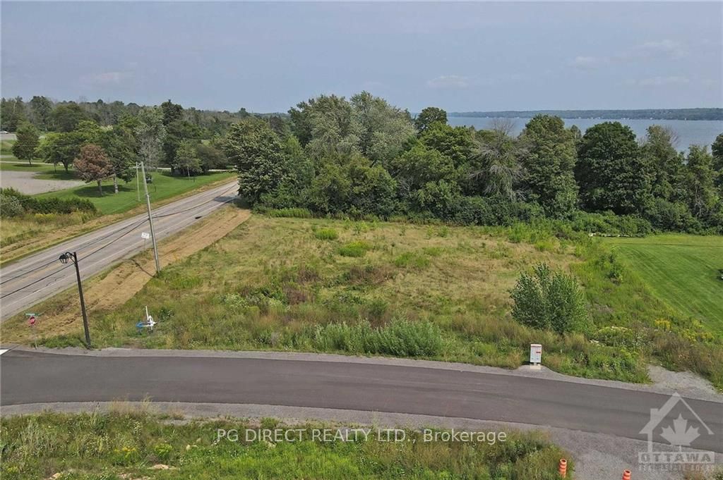 1 Shoreside Way Property Photo 2