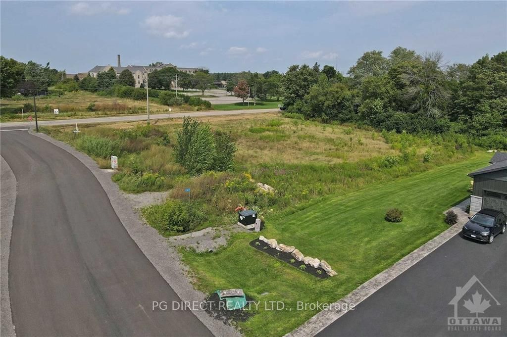 1 Shoreside Way Property Photo 3