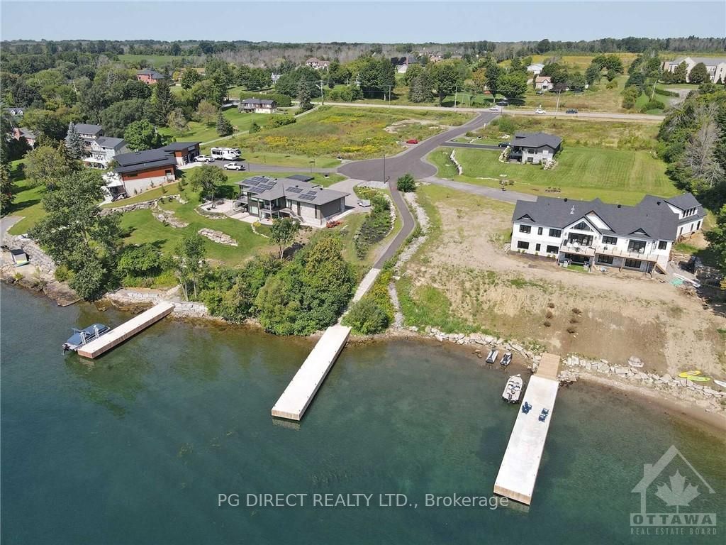 1 Shoreside Way Property Photo 4