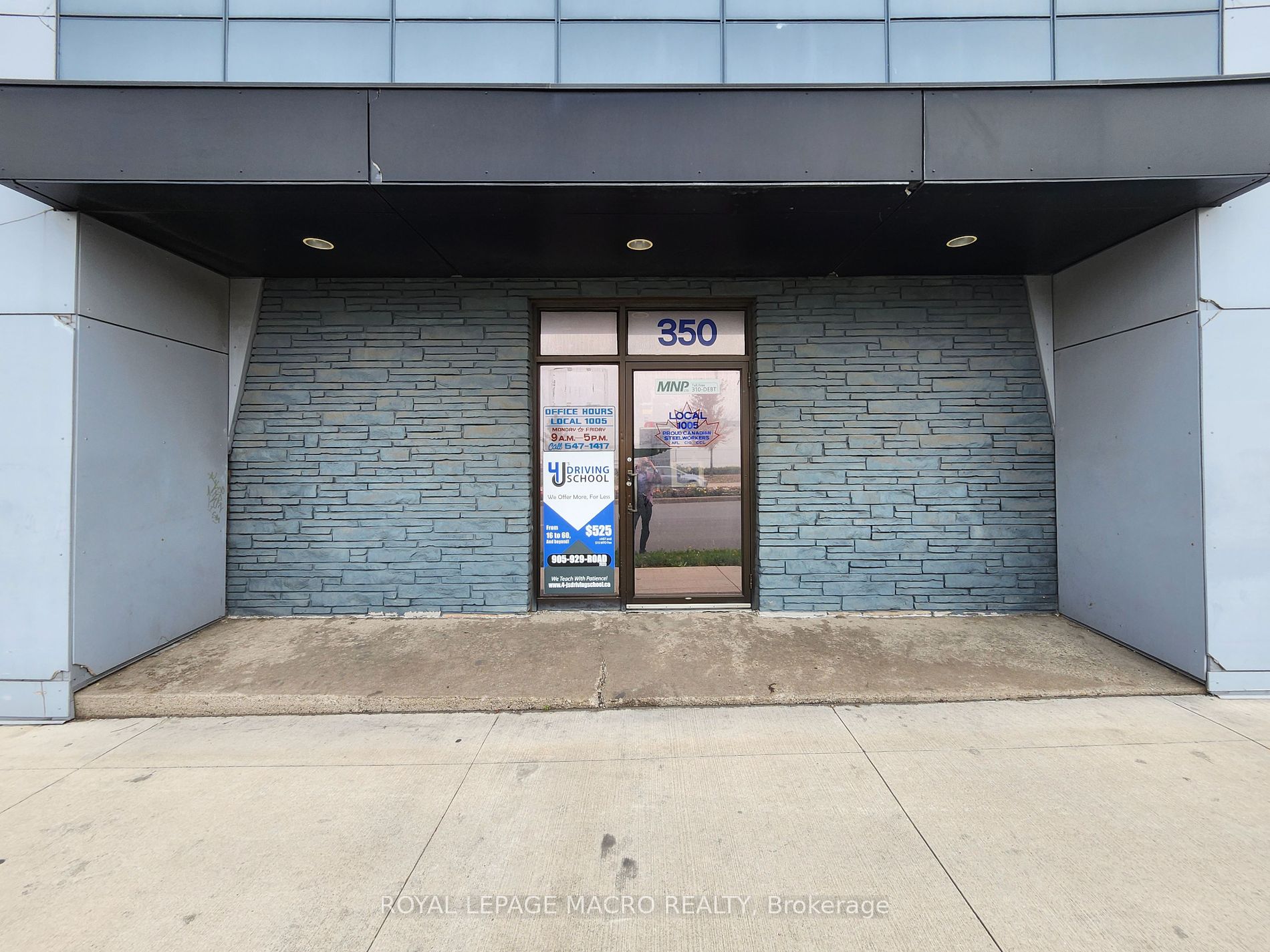 350 Kenilworth Ave N Property Photo 3