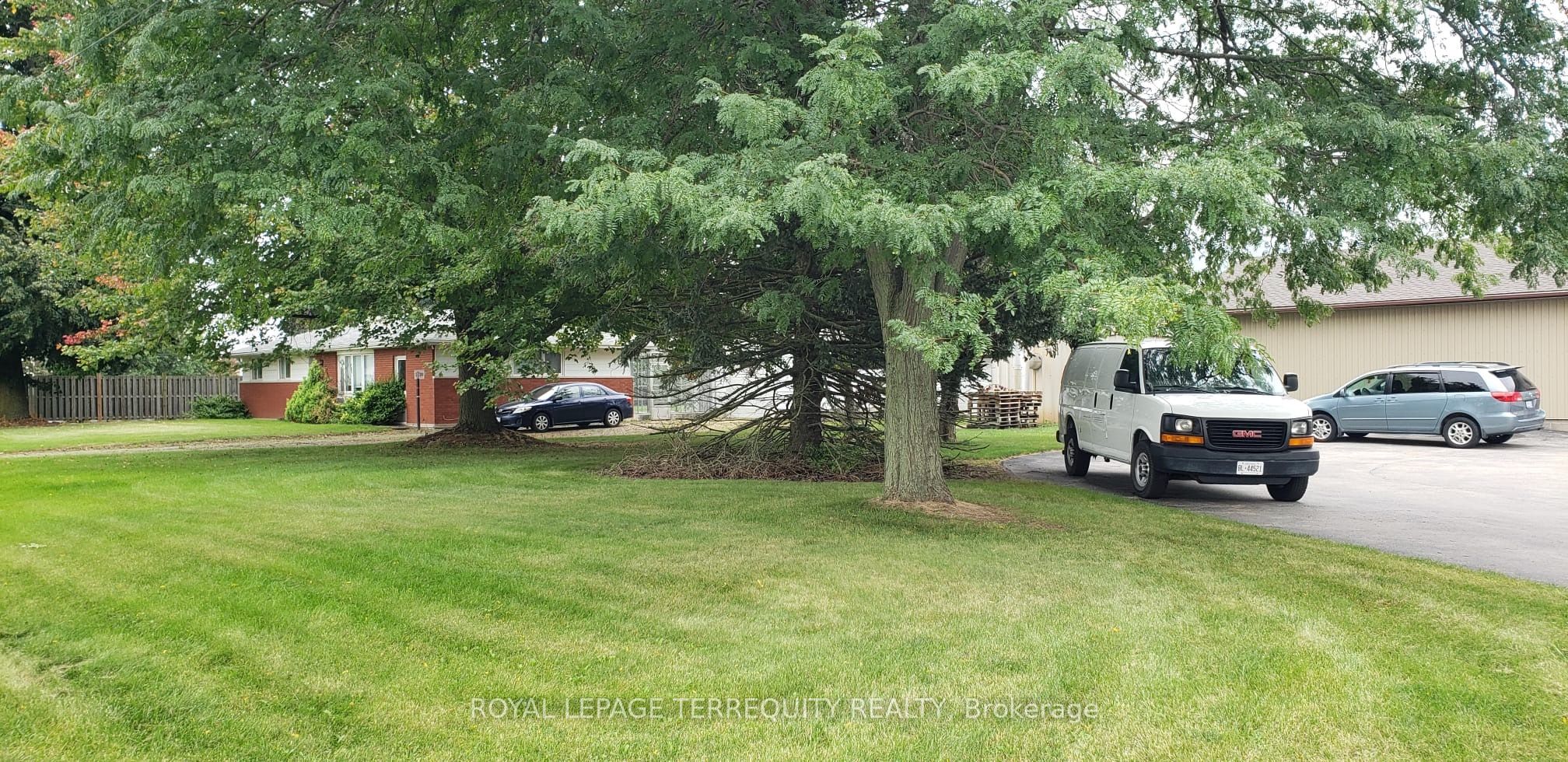 #5220 - 5226 Greenlane Road Property Photo 3