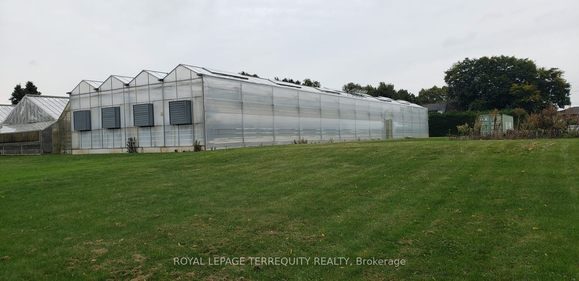 #5220 - 5226 Greenlane Road Property Photo 4