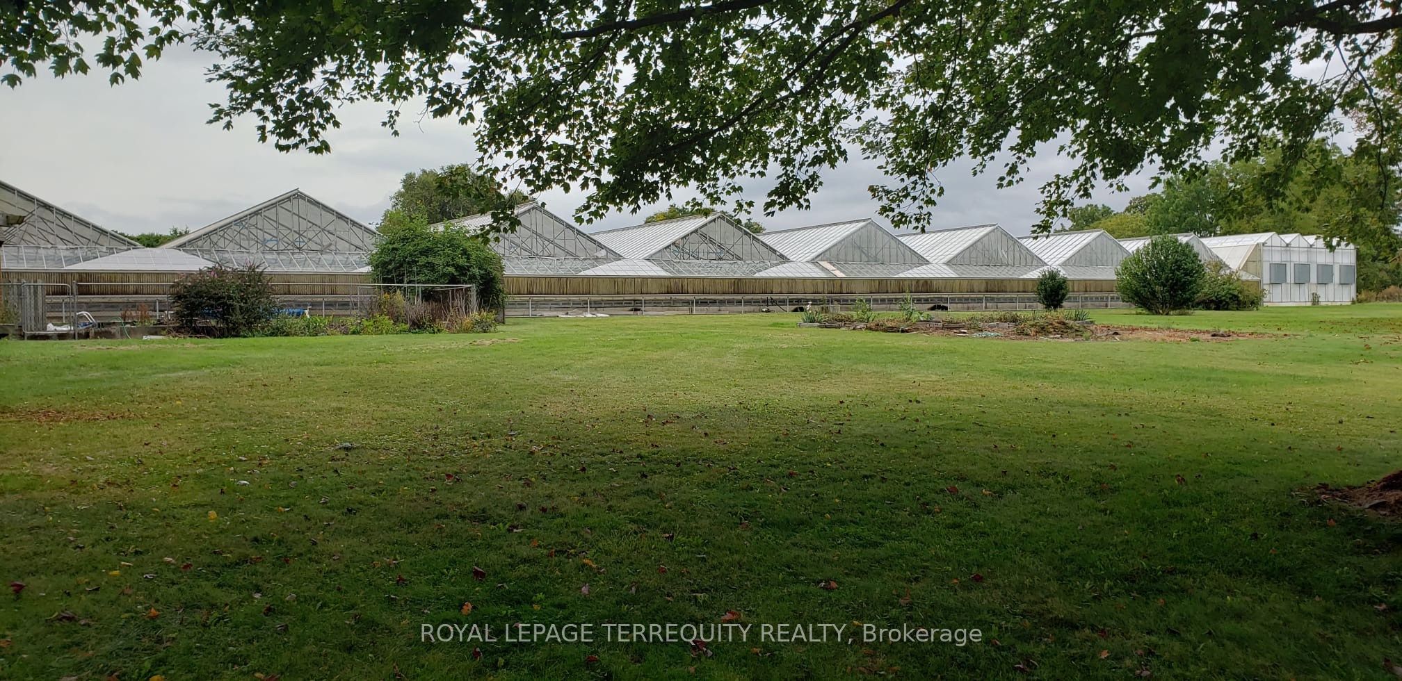 #5220 - 5226 Greenlane Road Property Photo 5