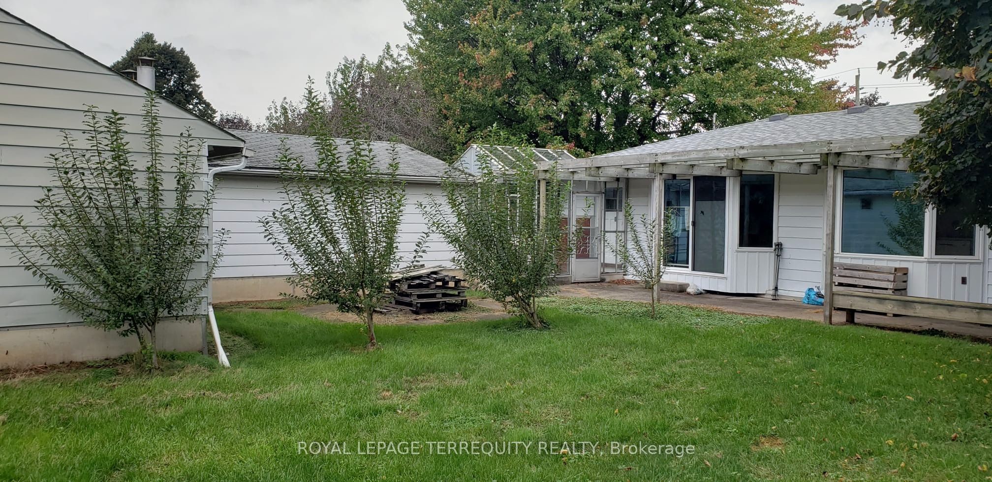 #5220 - 5226 Greenlane Road Property Photo 7