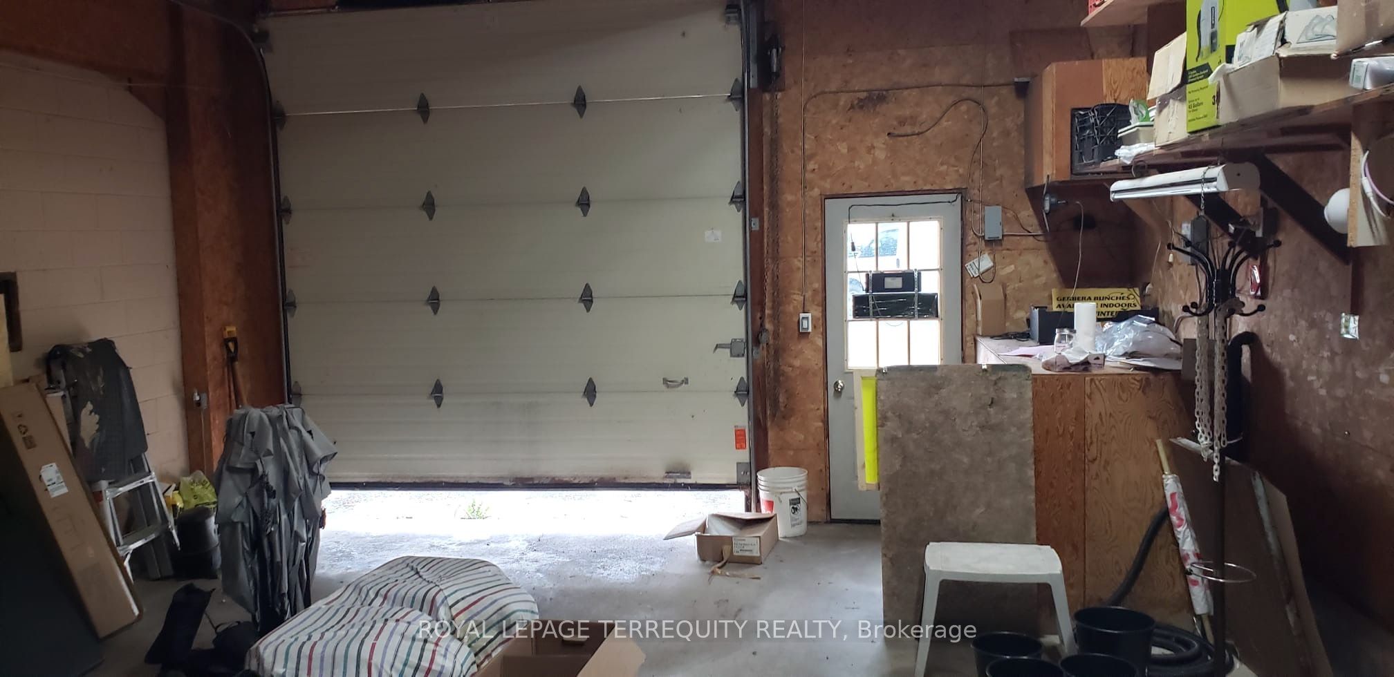 #5220 - 5226 Greenlane Road Property Photo 8
