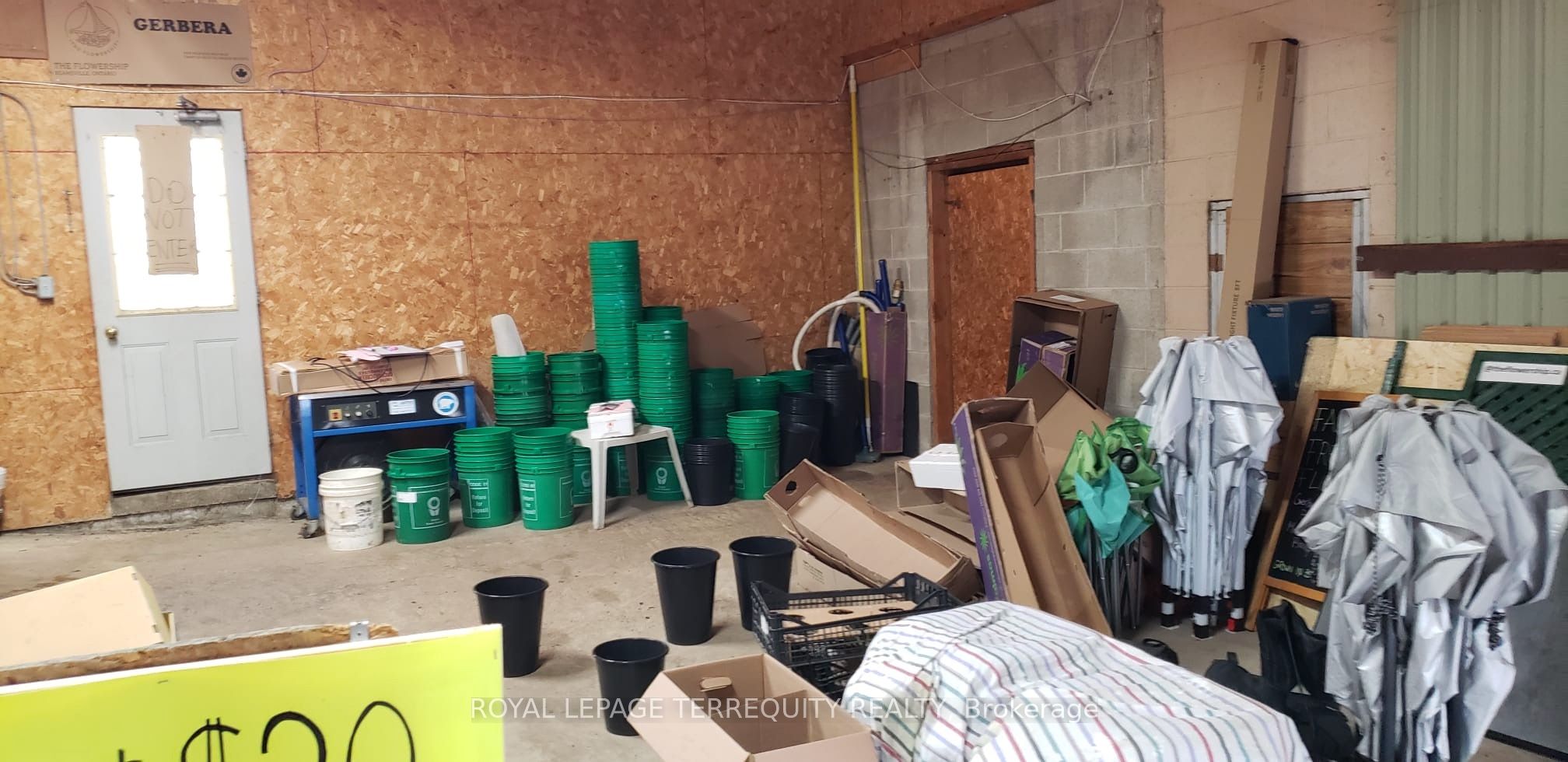 #5220 - 5226 Greenlane Road Property Photo 10