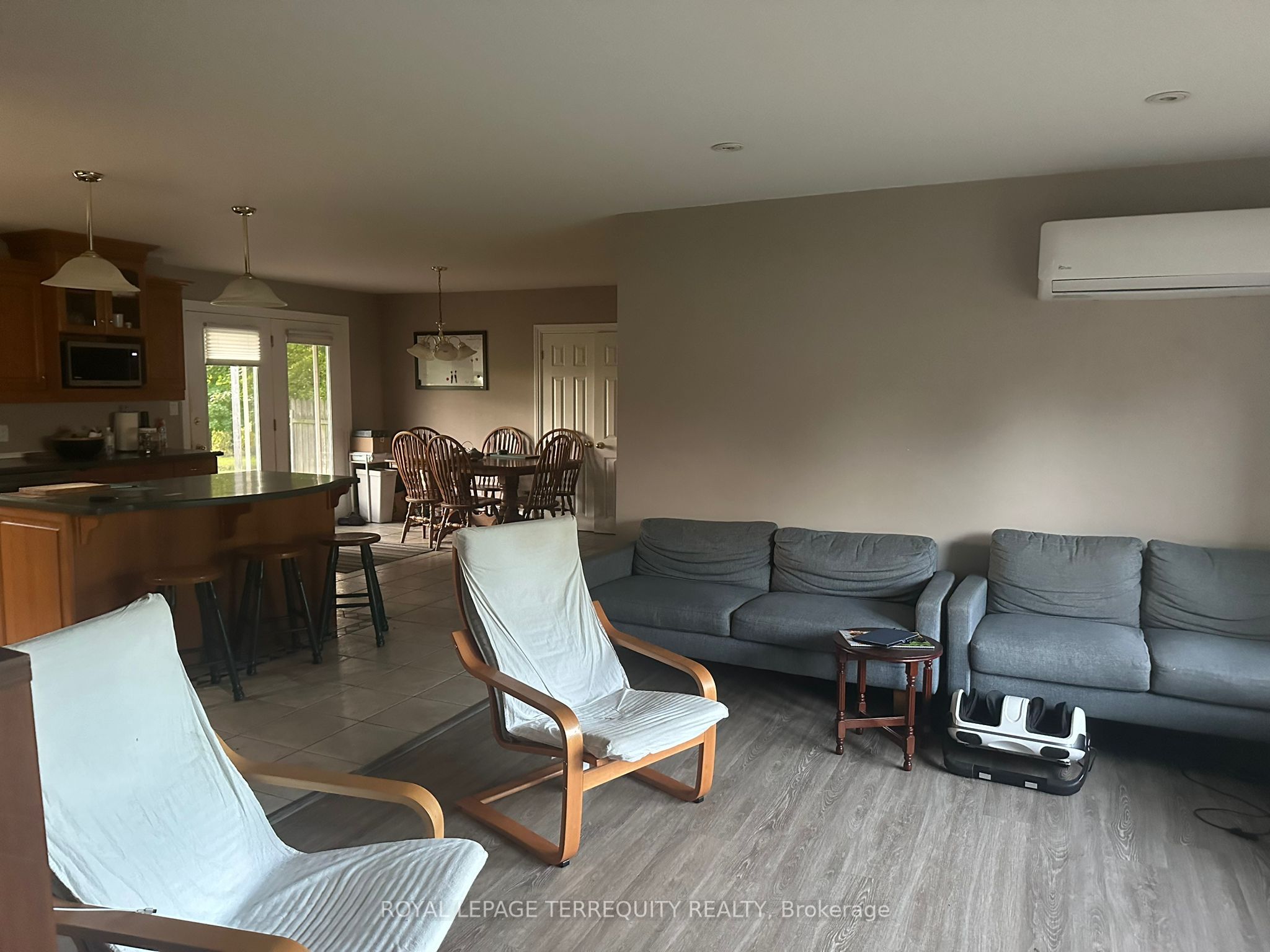 #5220 - 5226 Greenlane Road Property Photo 12