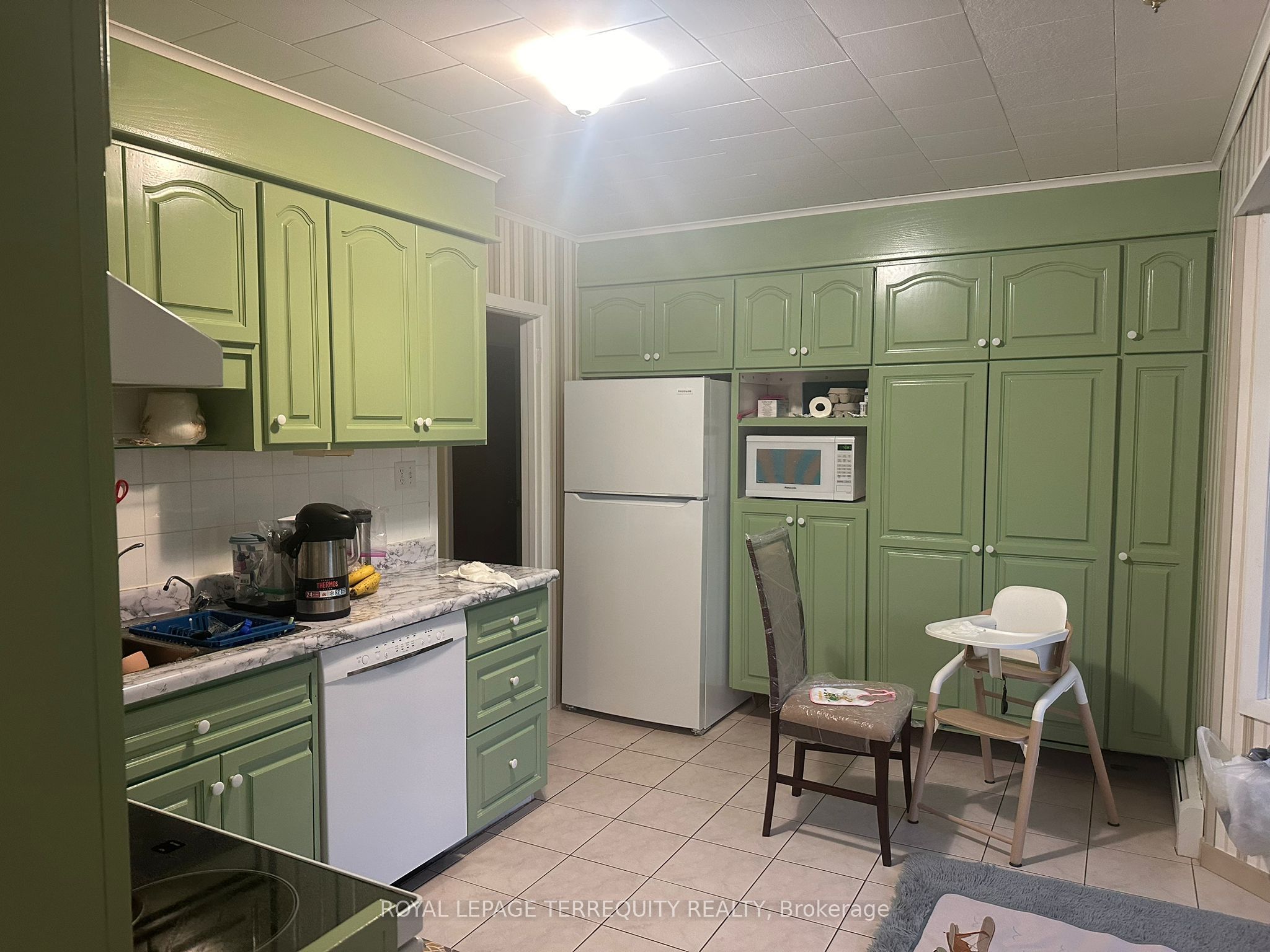 #5220 - 5226 Greenlane Road Property Photo 17