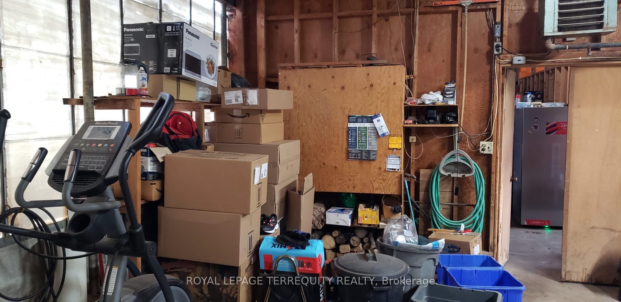 #5220 - 5226 Greenlane Road Property Photo 18