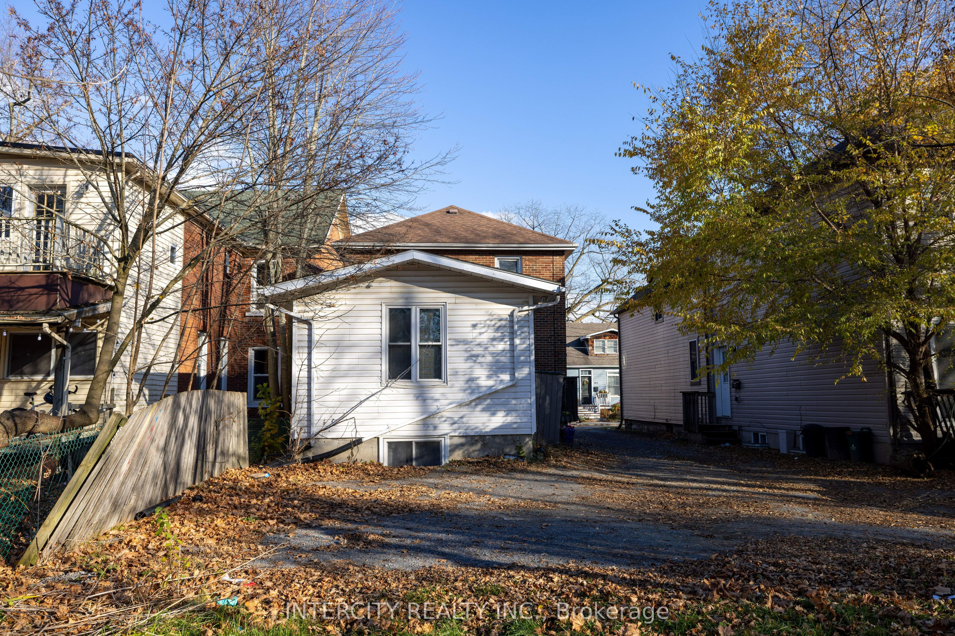 150 Nelson Street Property Photo 5