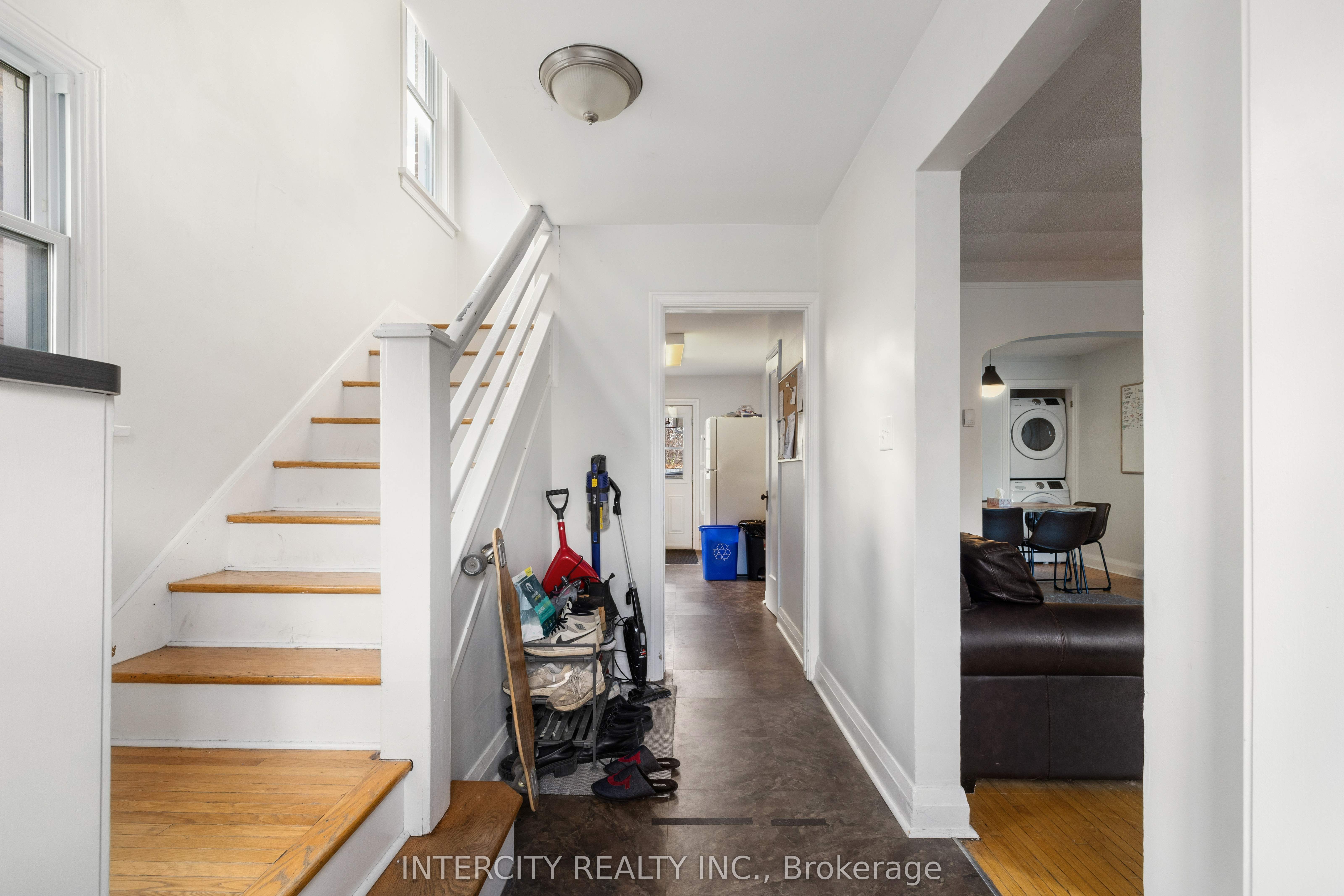 150 Nelson Street Property Photo 9
