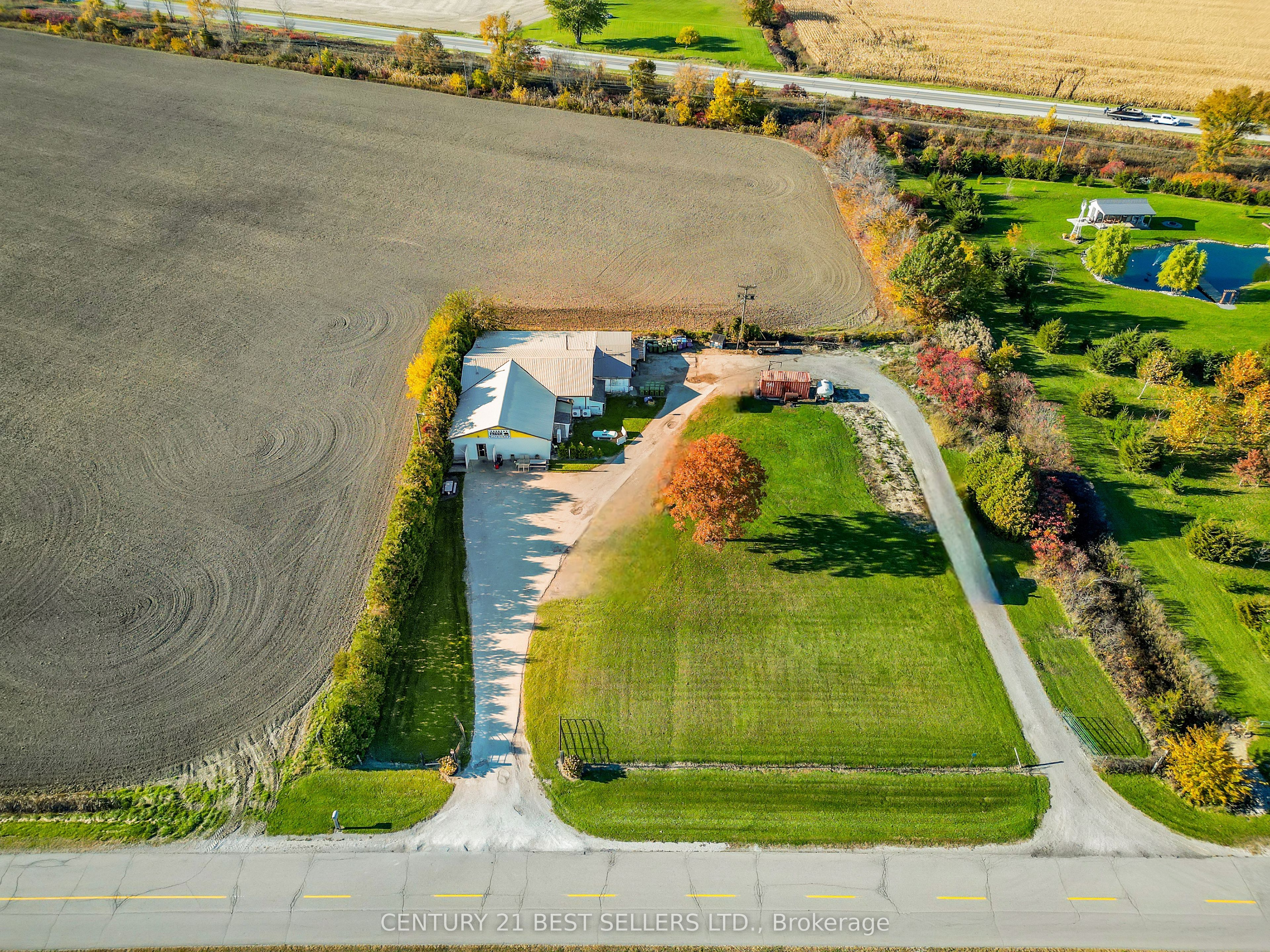 4049 Bonneau Line Property Photo 6