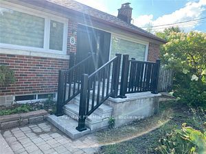 8 Marlborough Rd Property Photo