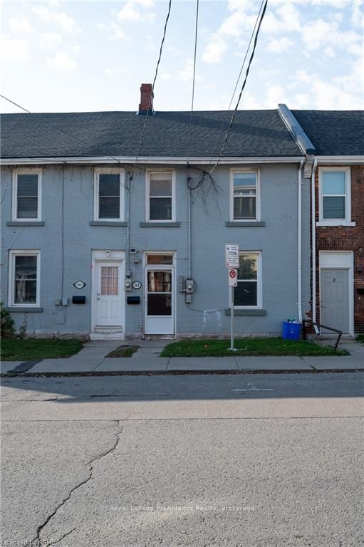 368 Barrie Street Property Photo