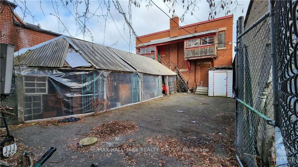 1240 Bank Street Property Photo 18