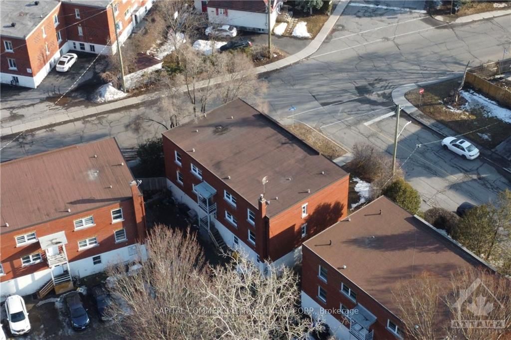 155 Marquette Avenue Property Photo 8