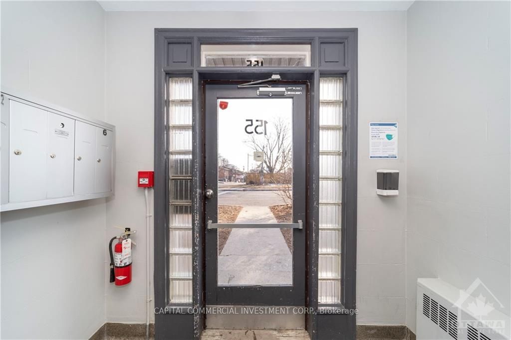 155 Marquette Avenue Property Photo 10