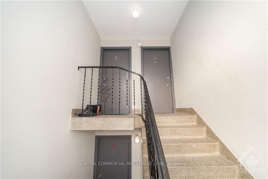 155 Marquette Avenue Property Photo 12
