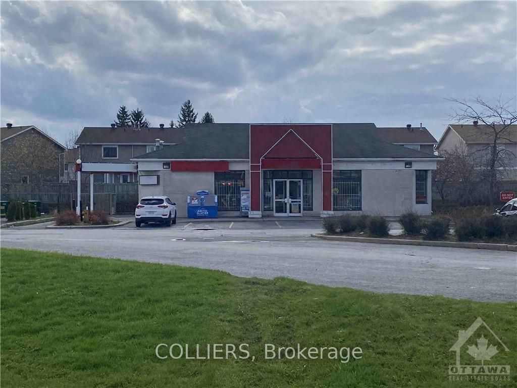 915 Watters Road Property Photo 1