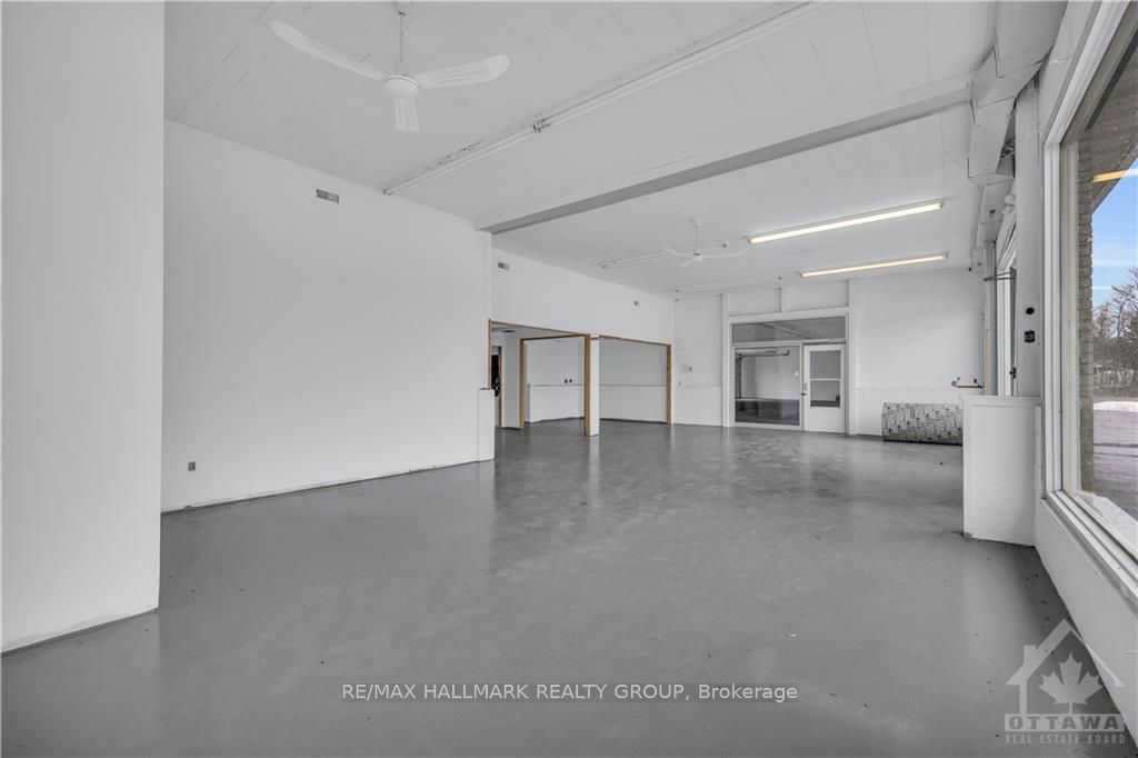 24 Family Lane Property Photo 10
