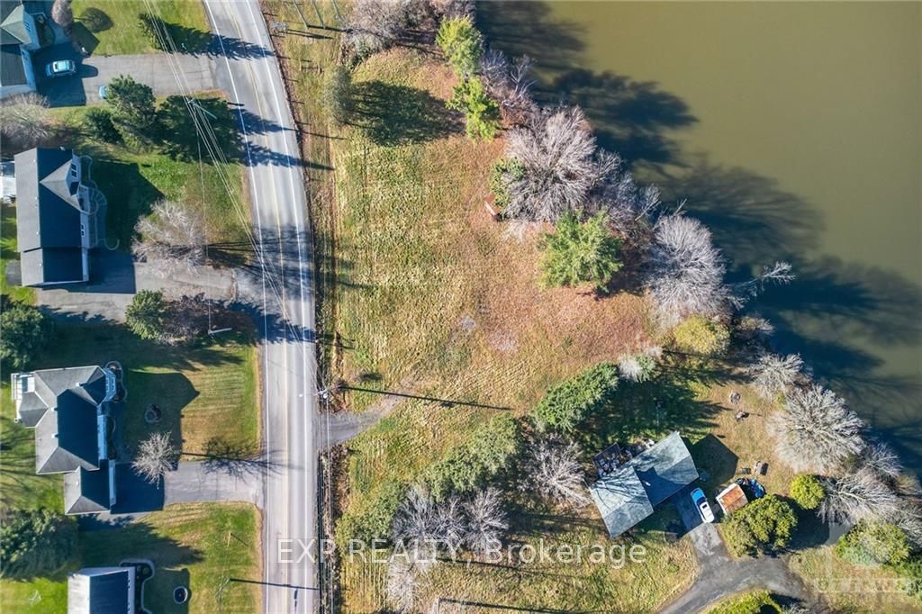880 St Isidore Rd Property Photo 3