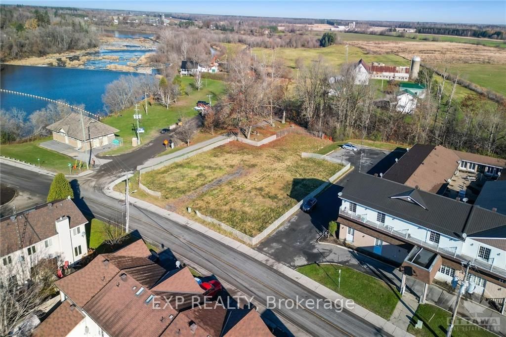 804-806 Principale St Property Photo 8
