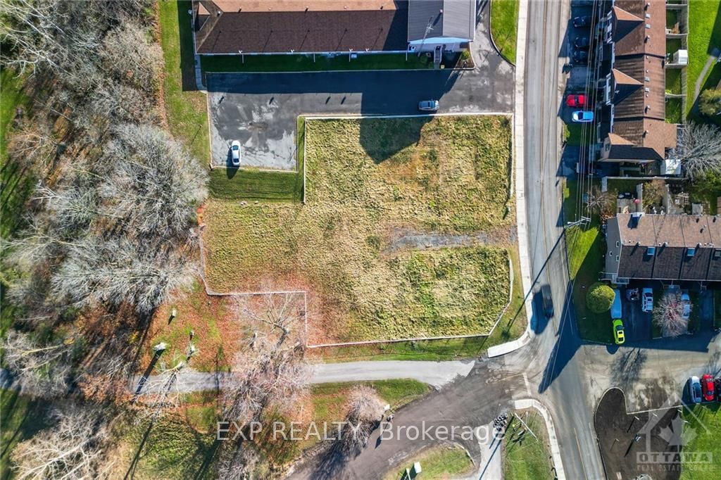 804-806 Principale St Property Photo 11