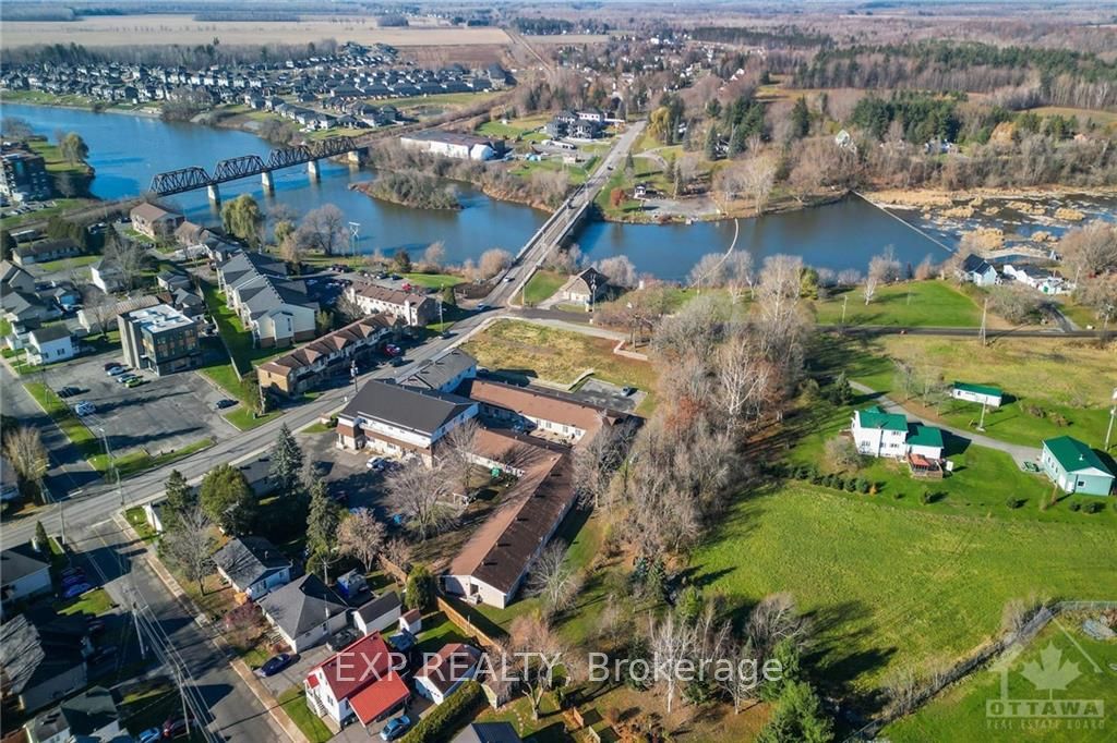 804-806 Principale St Property Photo 12