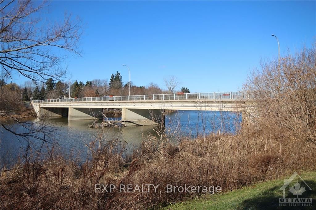 804-806 Principale St Property Photo 13