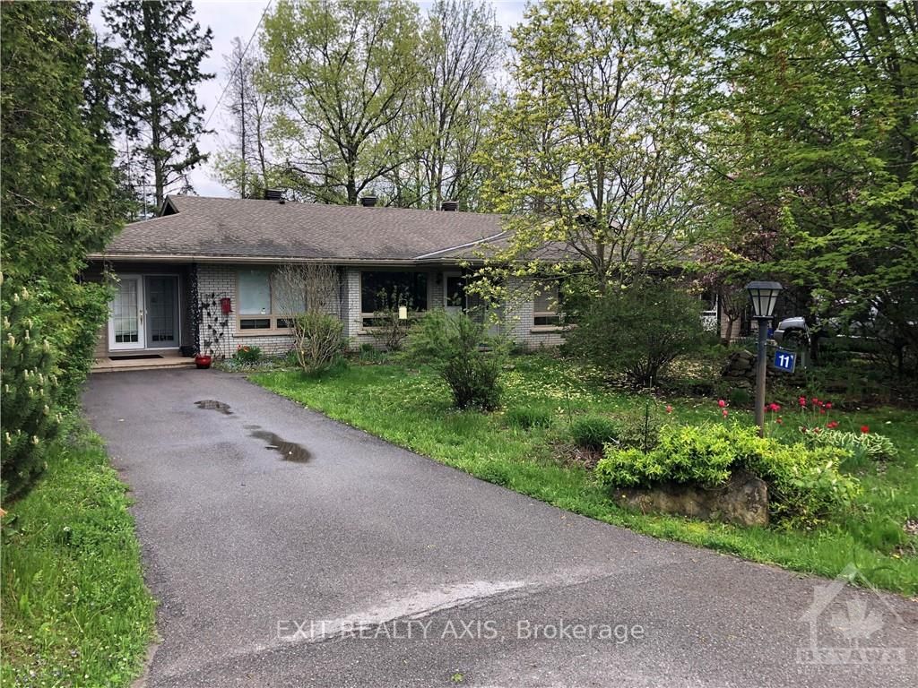 13 Bayview Crescent Property Photo