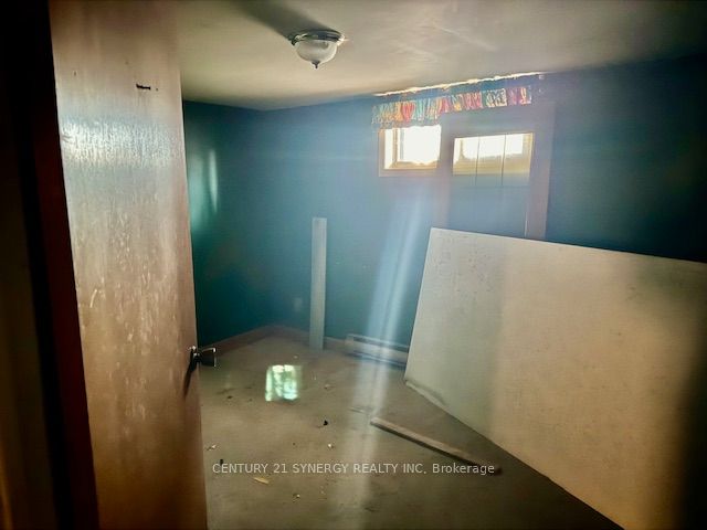 102 Laurier Street Property Photo 12