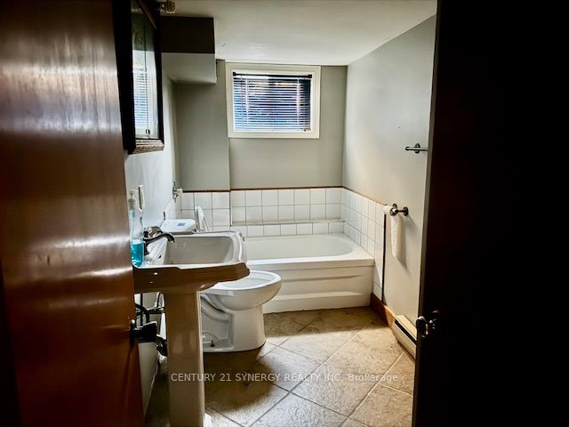 102 Laurier Street Property Photo 14