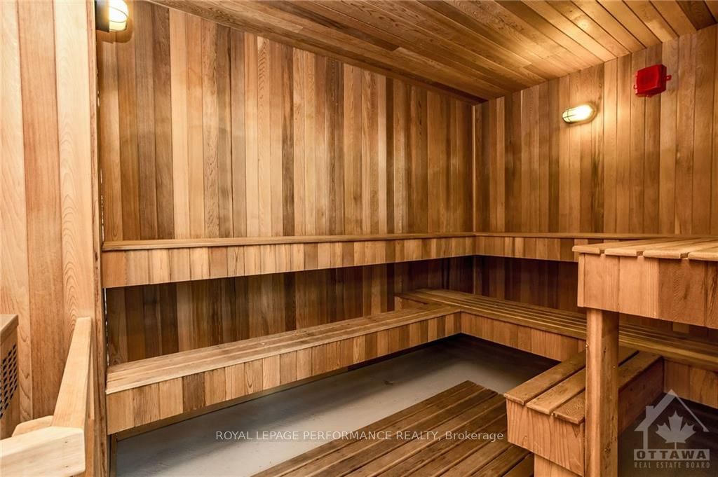 #4007 - 805 Carling Avenue Property Photo 20