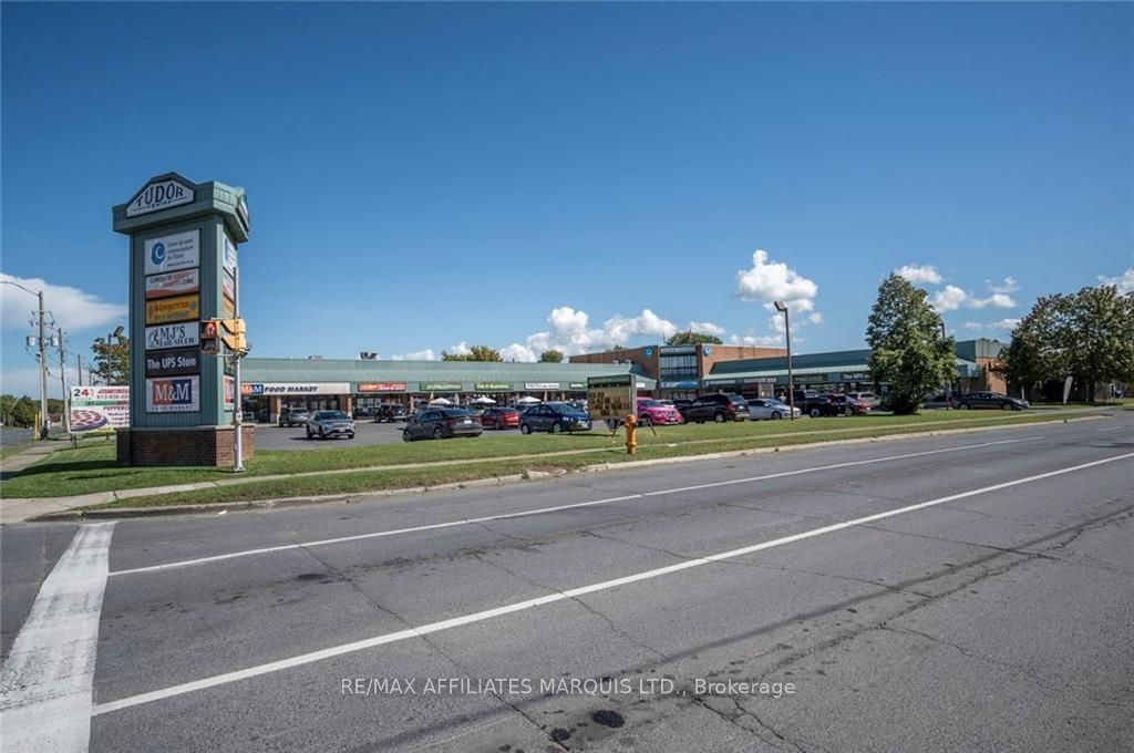 841 Sydney Street Property Photo 3