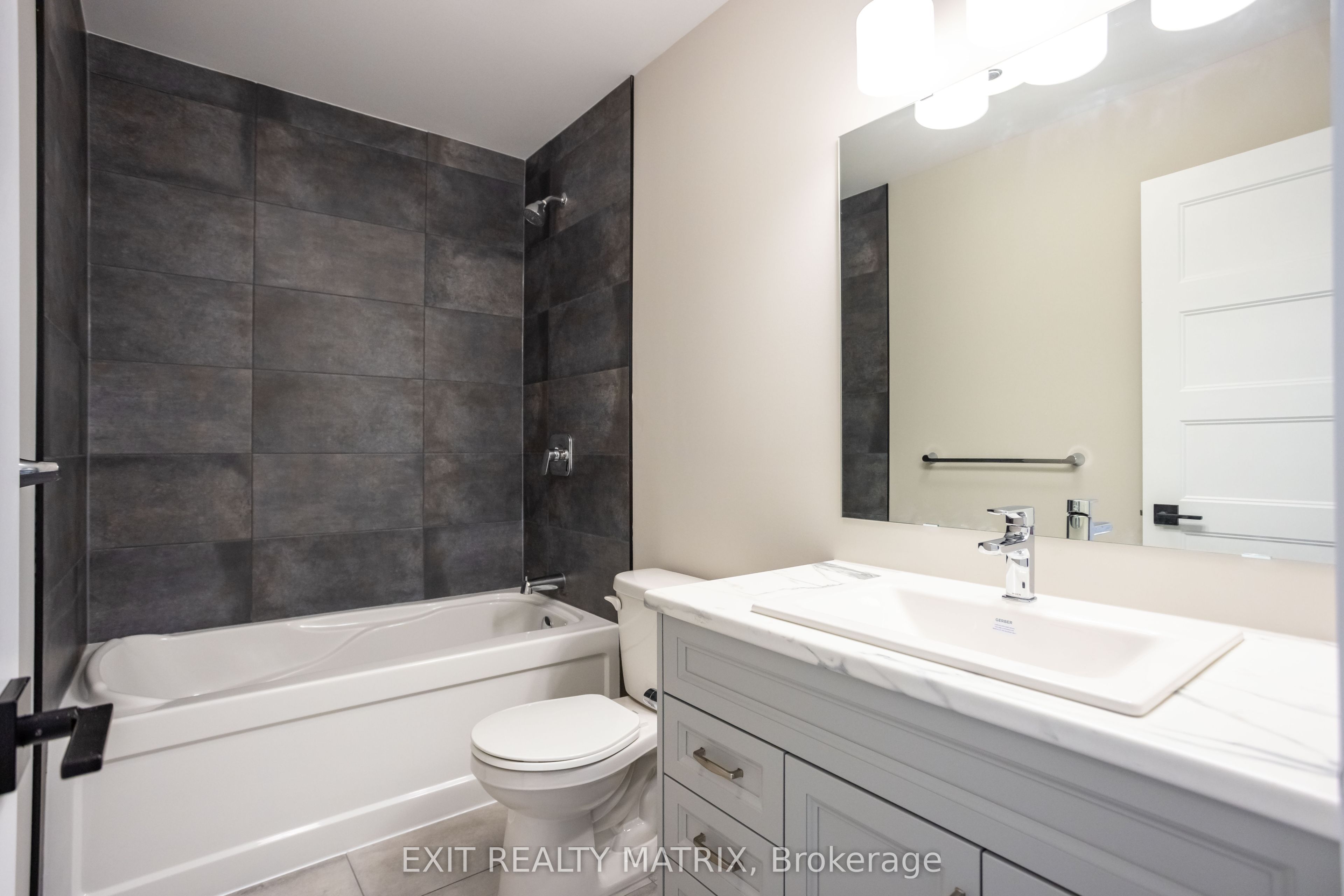 972 Cologne Street Property Photo 14