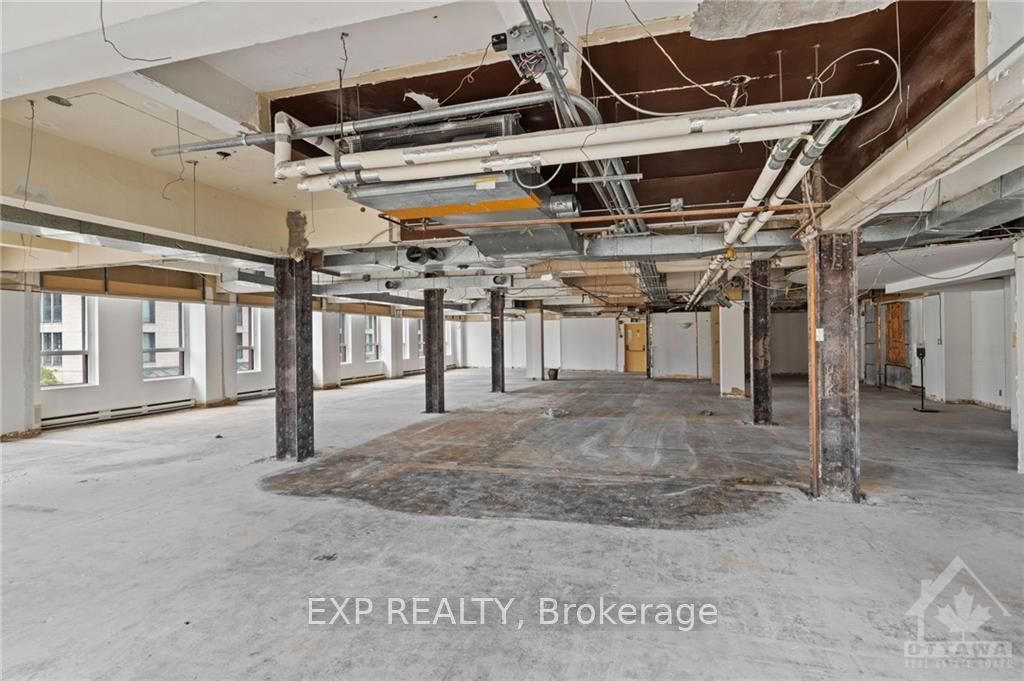 #300 - 45 Rideau Street Property Photo 13