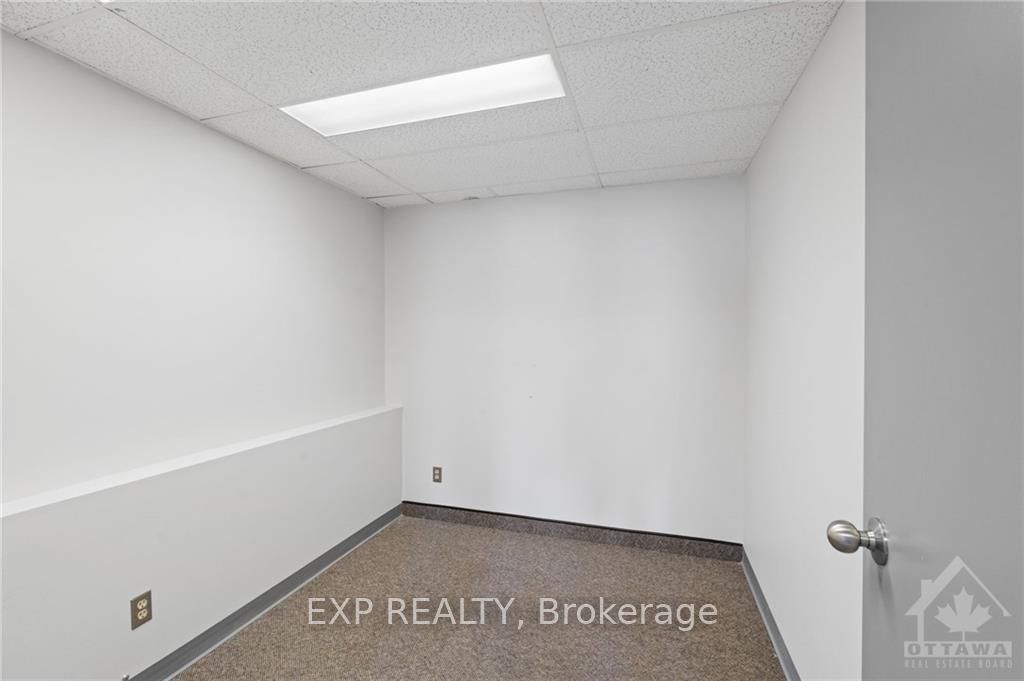 #401 - 45 Rideau Street Property Photo 17