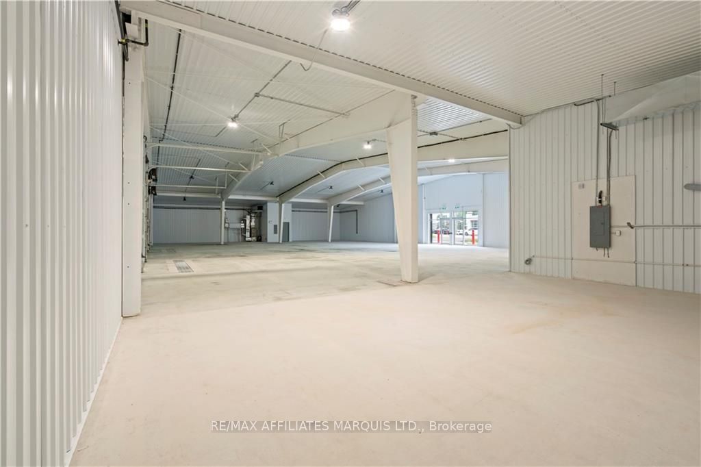 550 Stewart Boulevard Property Photo 16