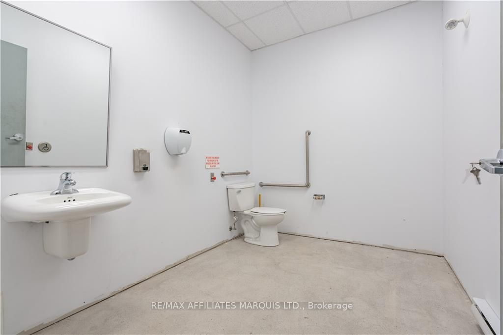 550 Stewart Boulevard Property Photo 23