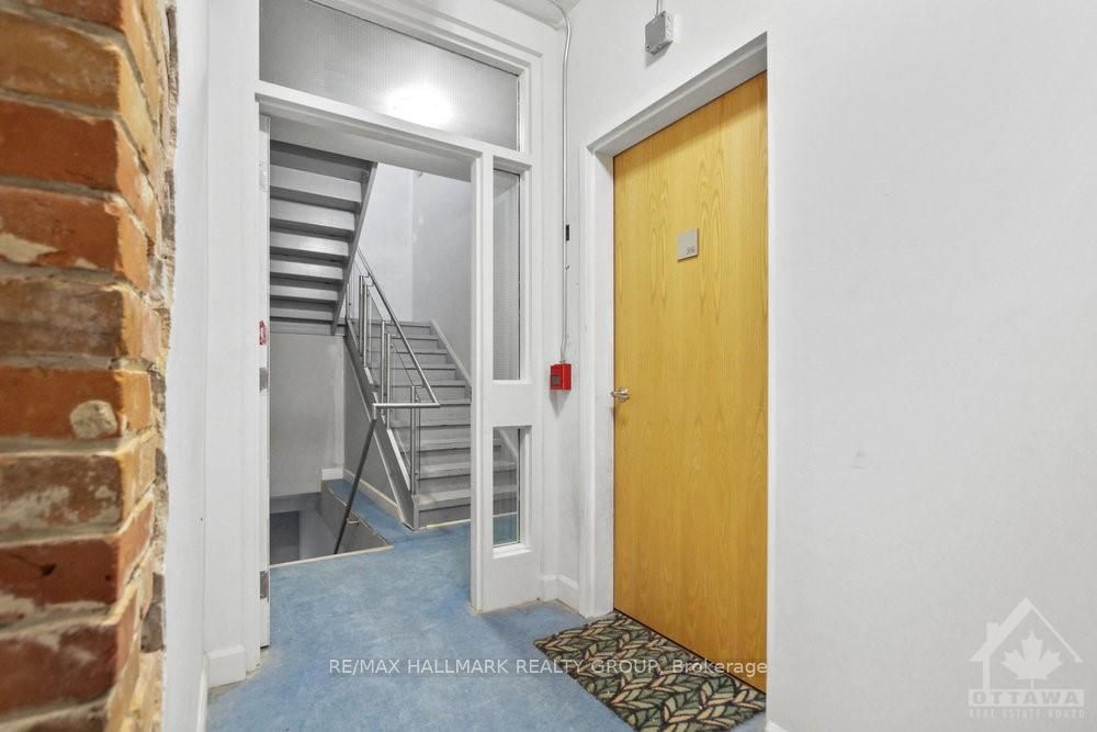 #206 - 65 Mill Street Property Photo 6