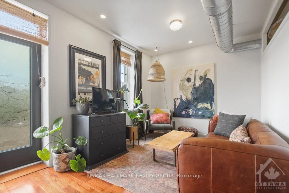 #206 - 65 Mill Street Property Photo 14