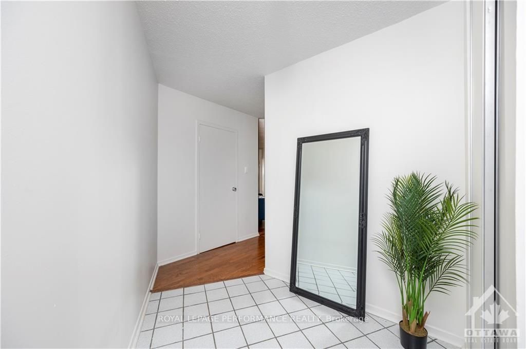#2109 - 900 Dynes Road Property Photo 4