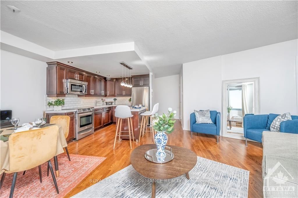 #2109 - 900 Dynes Road Property Photo 6