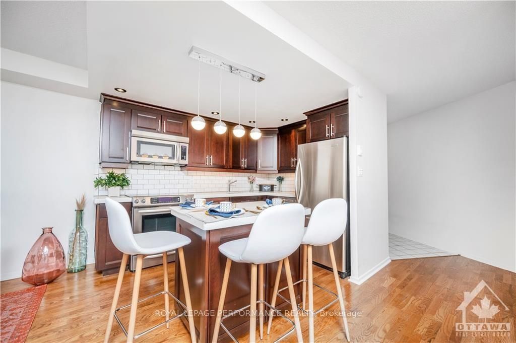 #2109 - 900 Dynes Road Property Photo 14